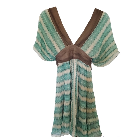 Development by Erica Davies silk dress double V back front green 6 - Picture 1 of 6